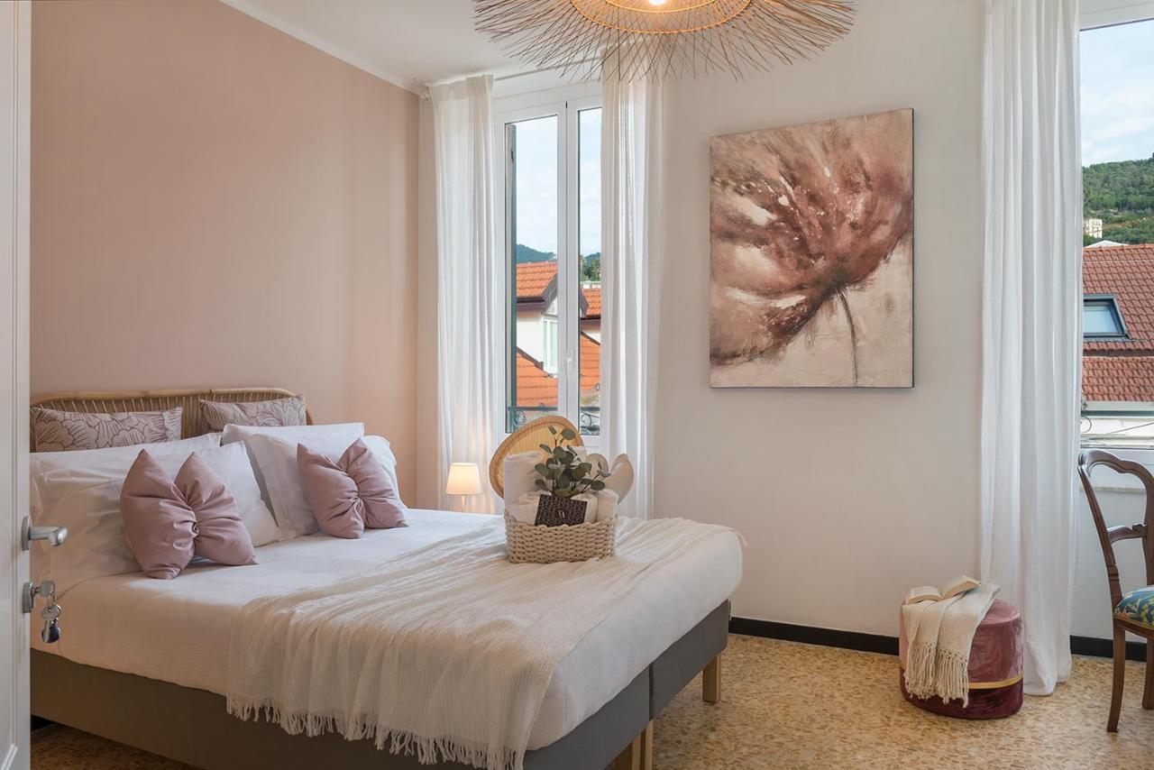 Ensemble Rooms Di Vayadu Alassio Zewnętrze zdjęcie