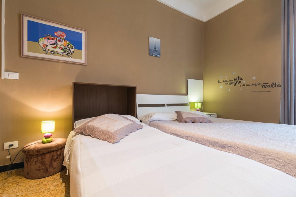 Ensemble Rooms Di Vayadu Alassio Zewnętrze zdjęcie